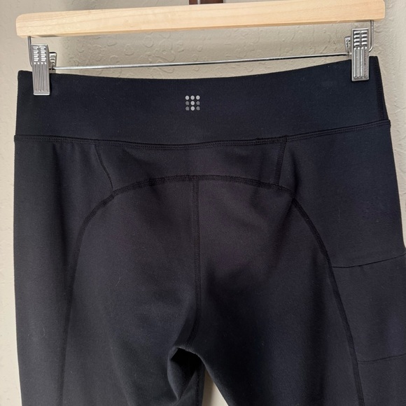 TITLE NINE “Not So Tight” Black Stretch Capri Pants Size XS Yoga Workout Running - Picture 9 of 14